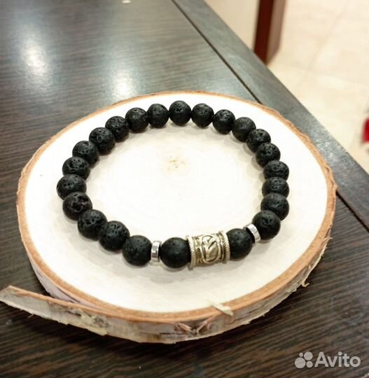 Браслет из вулканической лавы / агата с руной Феху