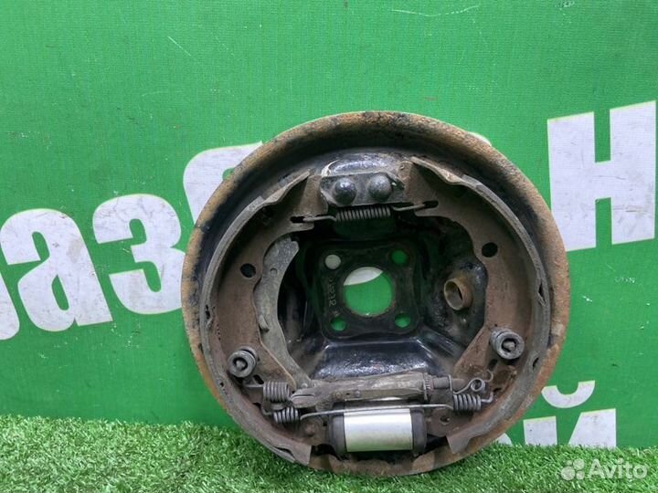 Колодки тормозные задние левые Renault Sandero