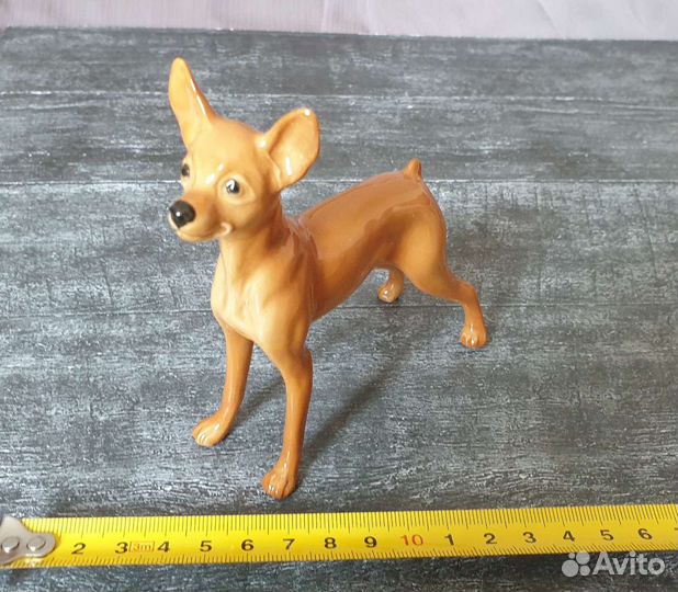 Статуэтка той-терьер фарфор