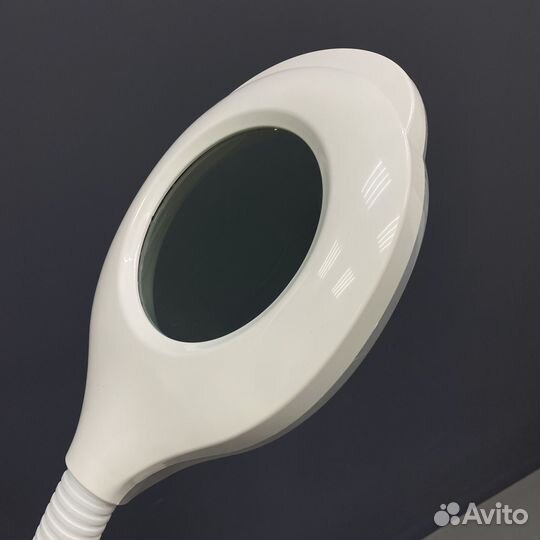 Лампа лупа с увеличенным диаметром линзы