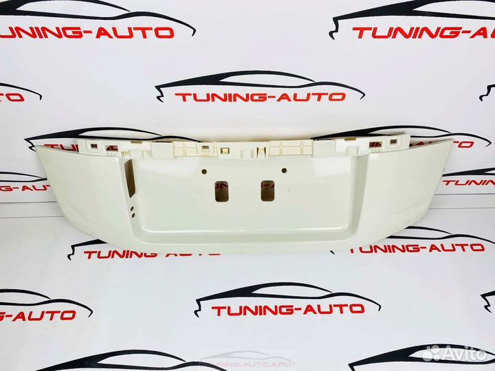 Накладка под номер Toyota LC Prado 150 S9372