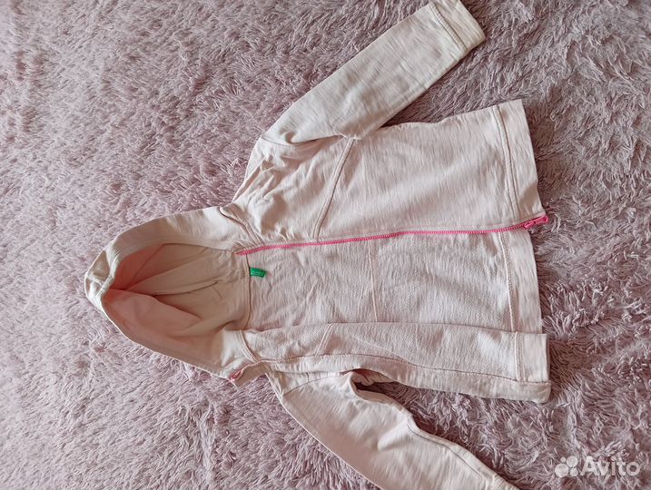 Кофты United Colors of Benetton на девочку