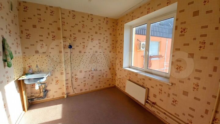 4-к. квартира, 100 м², 8/10 эт.