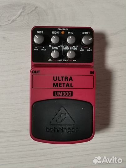 Гитарная педаль Behringer UM300