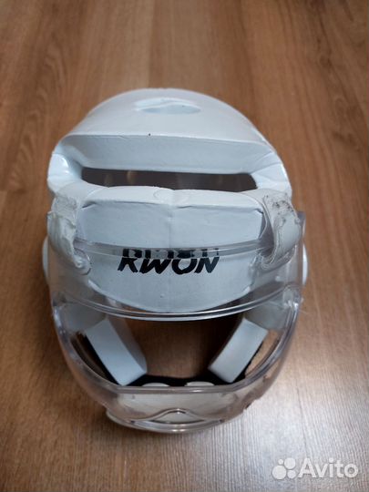 Шлем для единоборств