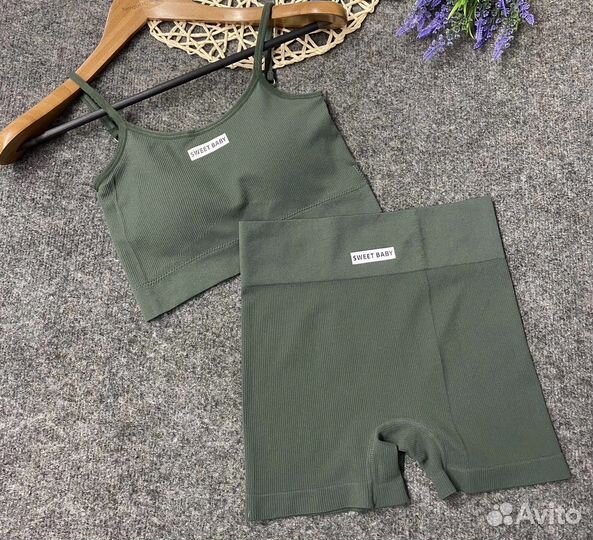 Костюм/нижнее белье для спорта