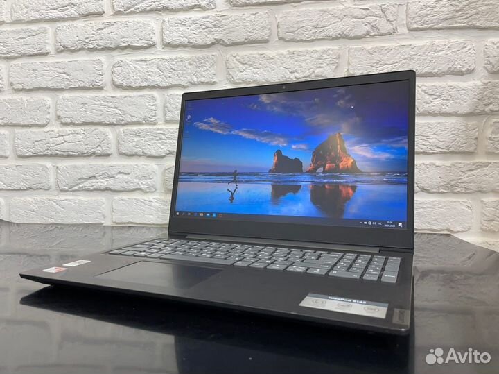 Ноутбук Lenovo15,6