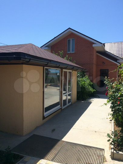 Дом 200 м² на участке 15 сот.