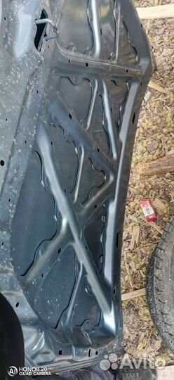 Капот mitsubishi lancer 9