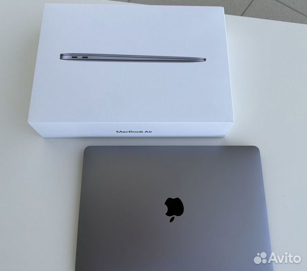 Macbook air m1 2020