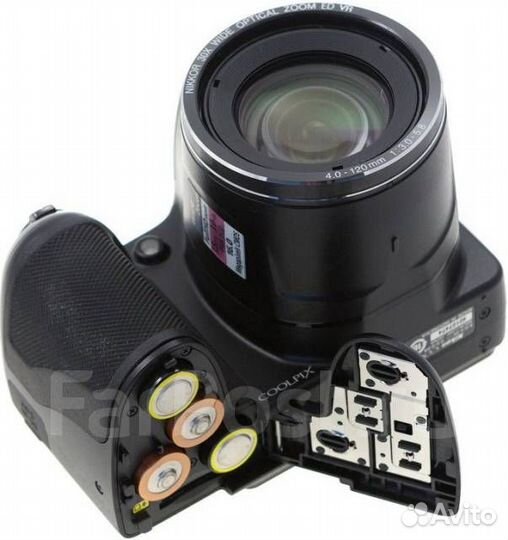 Цифровая фотокамера Nikon