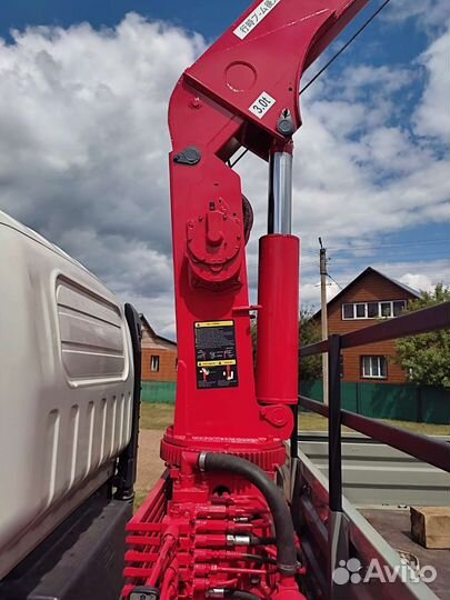 Isuzu NPR с КМУ, 2015