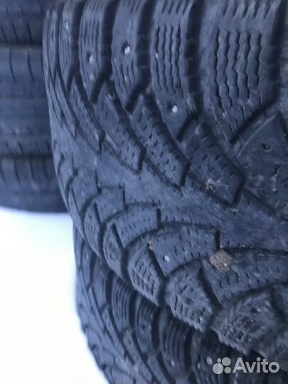 Nokian Tyres Hakkapeliitta 4 235/55 R17