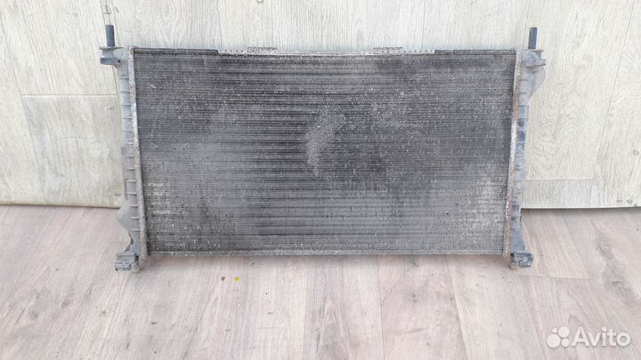 Радиатор охлаждения Ford Transit/Tourneo Connect
