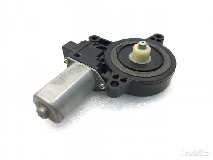 Мотор стеклоподъемника задний правый Mazda 3Bl