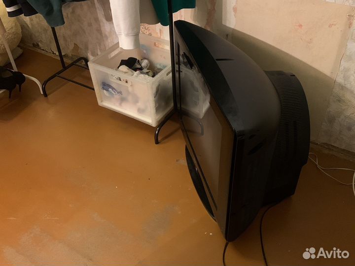 Телевизор samsung