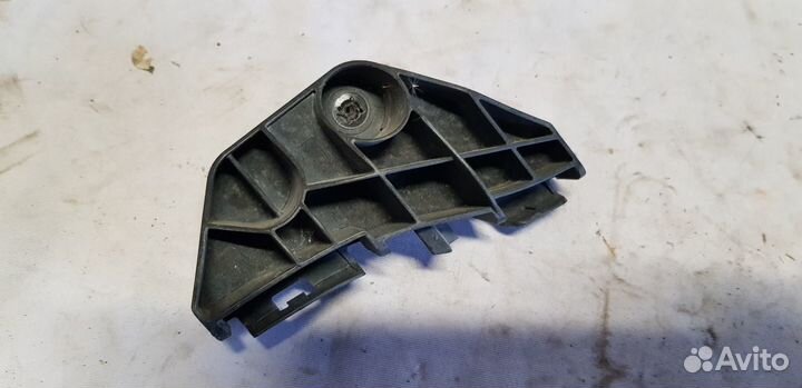 Toyota Corolla 150 Крепления Бампера Задние Левое