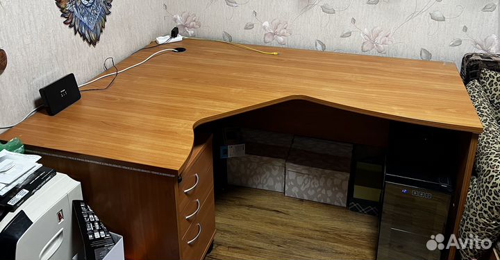 Компьютерный стол