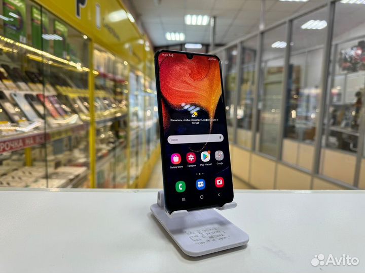 Samsung Galaxy A50, 4/64 ГБ