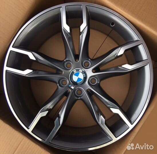 Диски на 668 M-стиль BMW бмв 5 Серии G30 R18