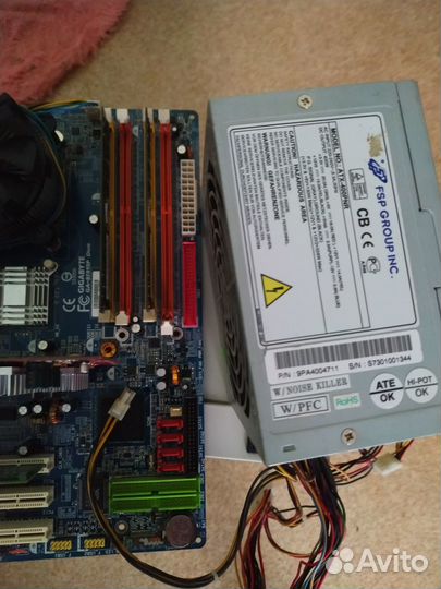 Материнская плата 775 с процессором Р4 2.6