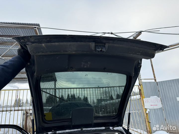 Лада приора хэтчбек крышка багажника