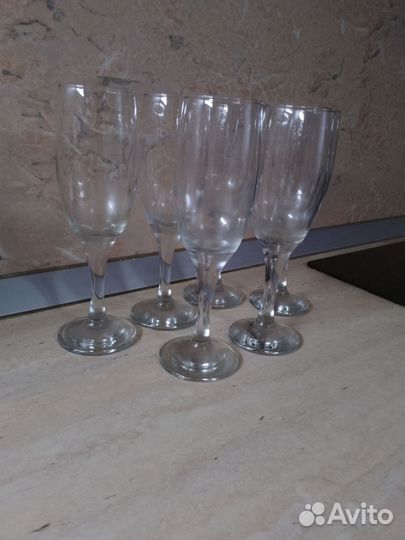 Бокалы, фужеры