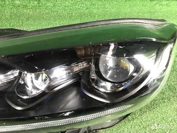 Фара левая Kia Sorento/Sorento Prime