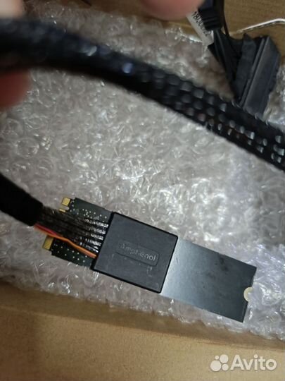 Переходник Amphenol M.2 nvme M-Key на U.2 SFF-8639