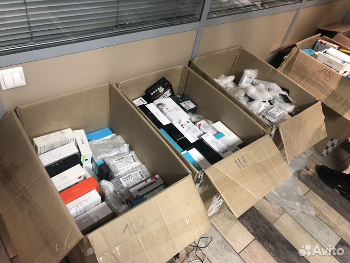 Продаю Лот Не рабочих телефонов Mix