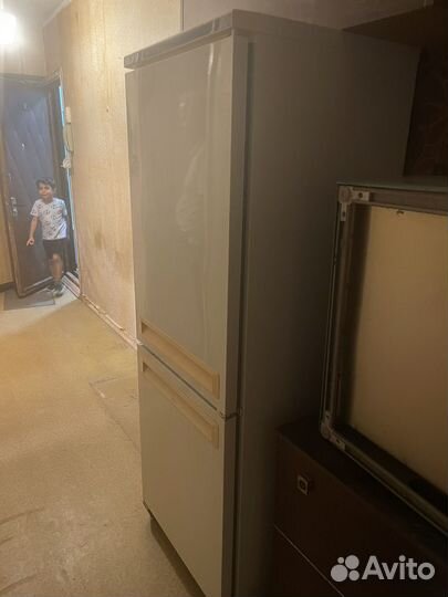 Холодильник бу