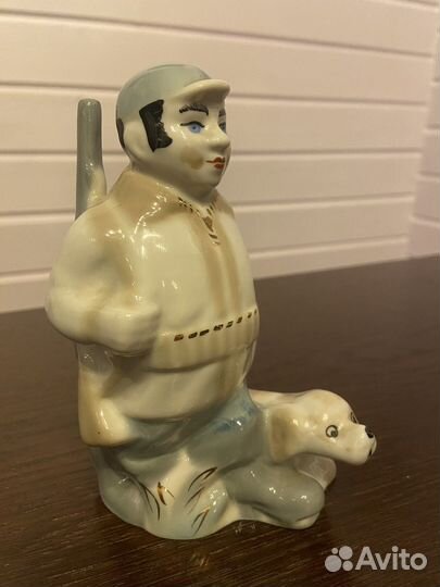 Фарфоровые статуэтки Охотники с собаками