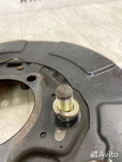 Механизм ручного тормоза правый Mitsubishi