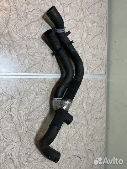 Патрубок системы охлаждения Volkswagen Polo седан