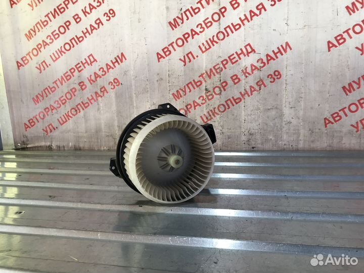 Моторчик вентилятора печки Тойота Камри XV 30