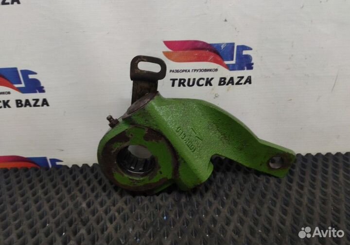 2009820 Трещетка тормозная правая