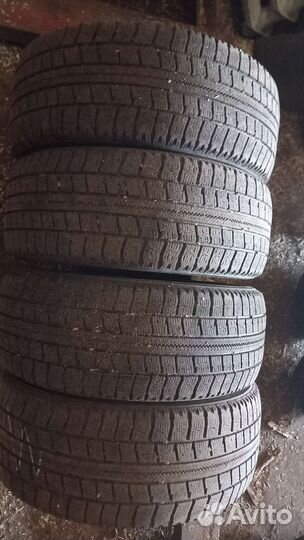 Nitto Invo 215/50 R17