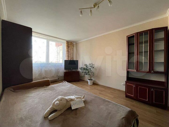 1-к. квартира, 37 м², 8/17 эт.