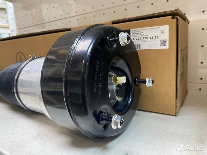 Амортизатор задний Mercedes W221 Оригинал