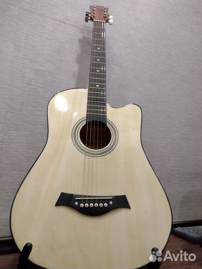 Акустическая гитара Militon