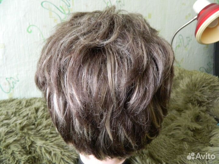 Парики из волос до плеч