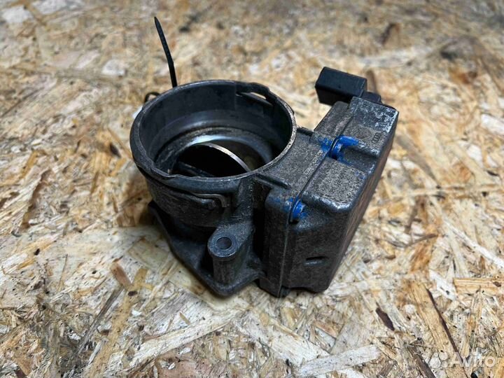 Заслонка дроссельная Audi A3 (8P 2004-2013) 03G 12