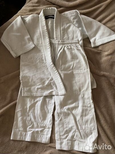 Кимоно 2 комплекта 6-8 лет