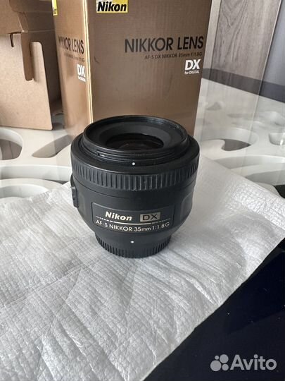 Объектив nikon nikkor AF-S DX 35 mm f/1.8G