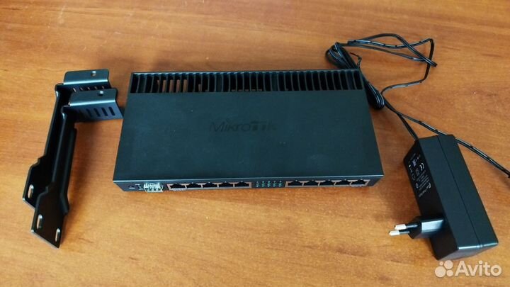 Mikrotik rb4011iGS+RM