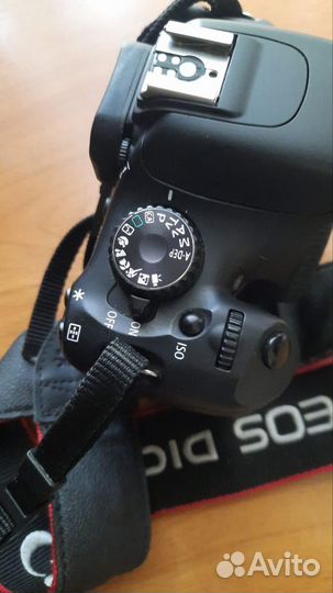 Зеркальный фотоаппарат canon 550d