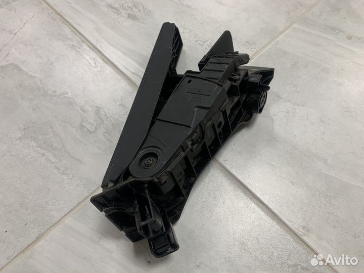 Педаль газа Tiguan 1