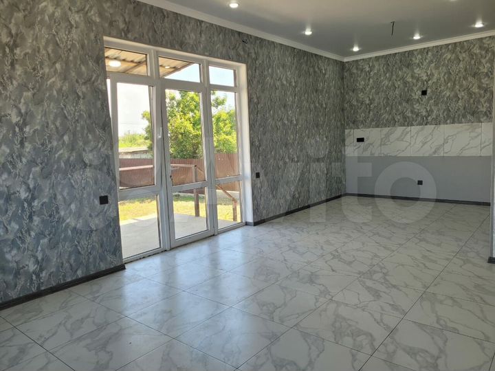 Дом 95 м² на участке 8 сот.