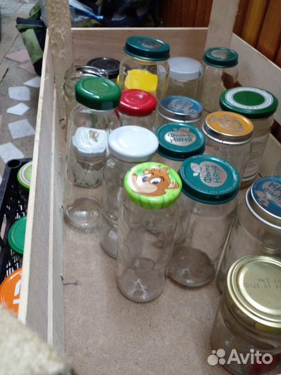 Банка стеклянная и бутылки бесплатно