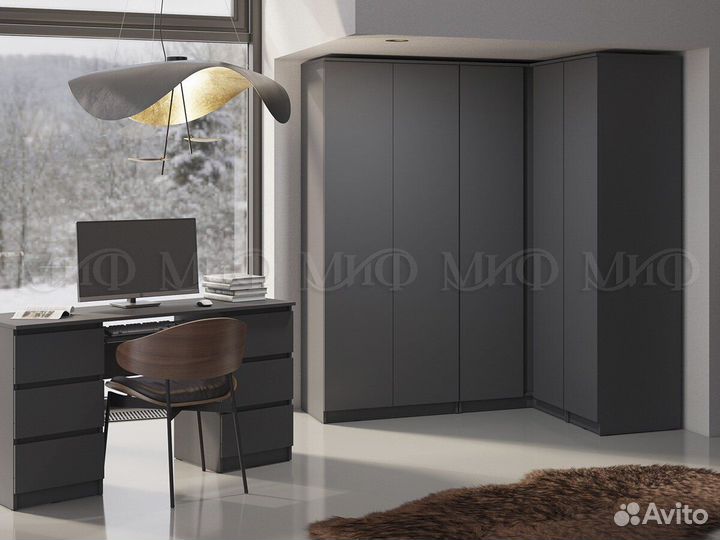 Угловой шкаф